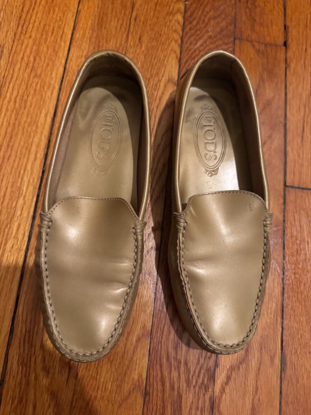 Tod's Gommino Loafers (Moccasin) Golden Leather, Size EU37